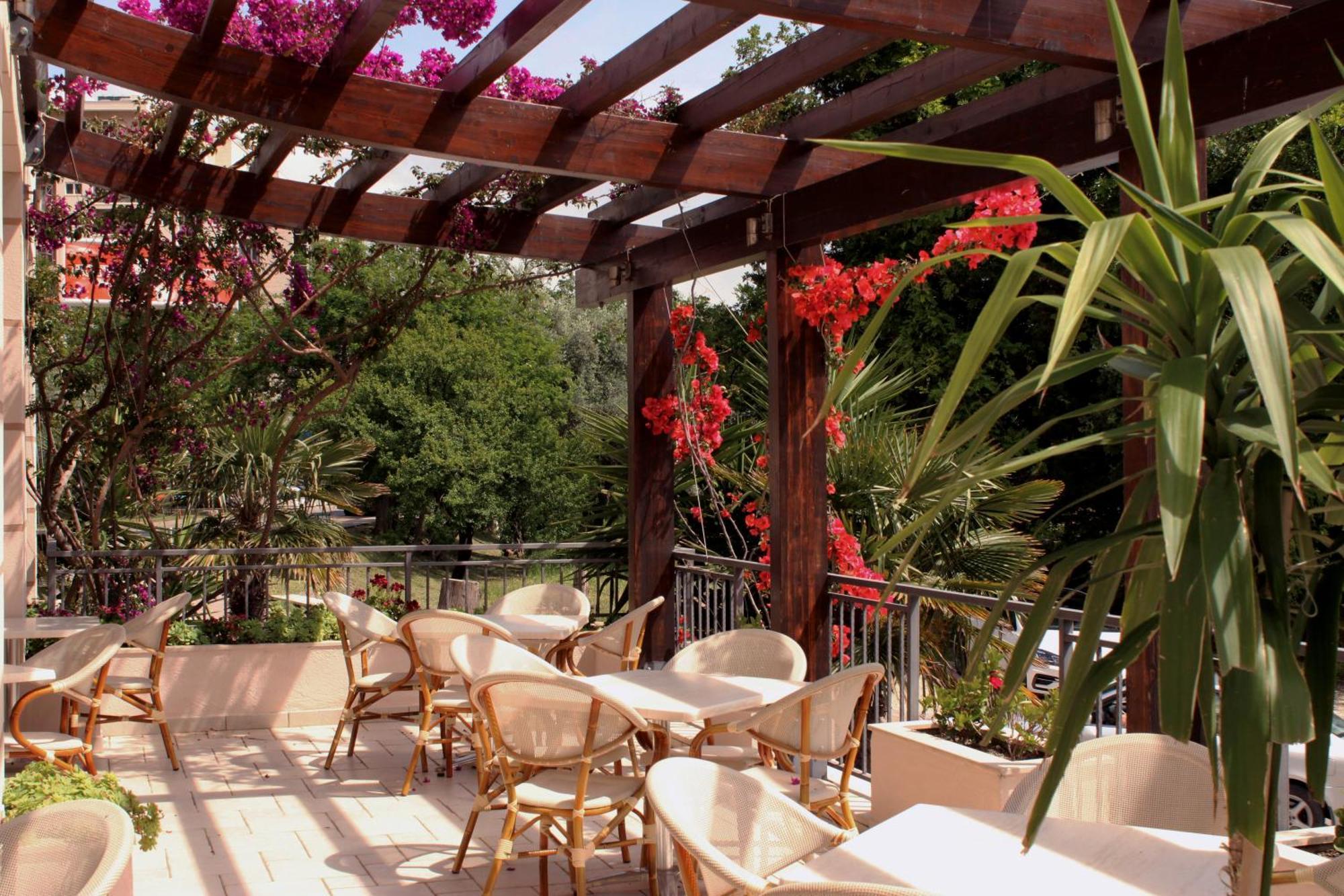 Hotel Petrovac Dış mekan fotoğraf
