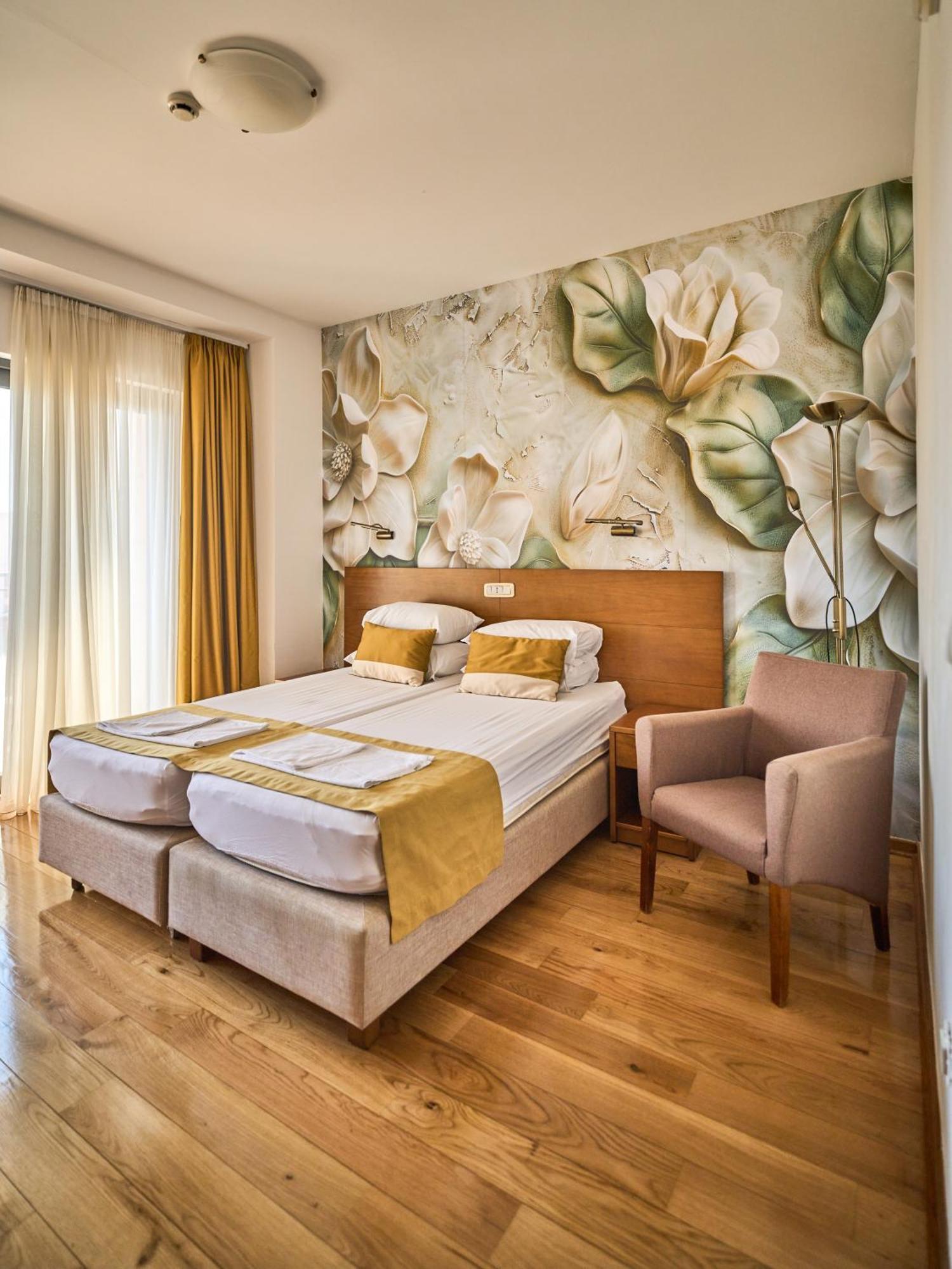 Hotel Petrovac Dış mekan fotoğraf