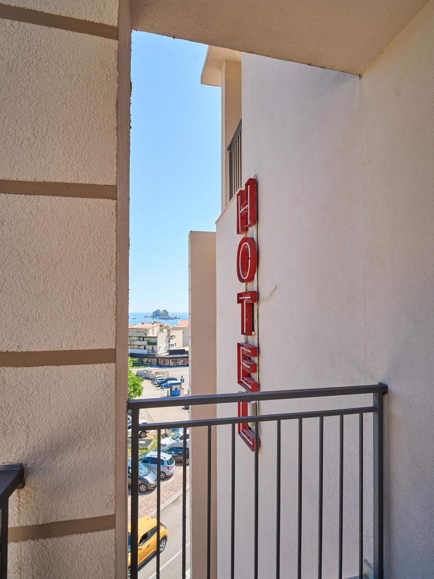 Hotel Petrovac Dış mekan fotoğraf